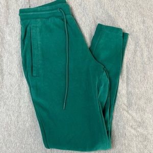 Alphalete Men’s Jogger - Size Small